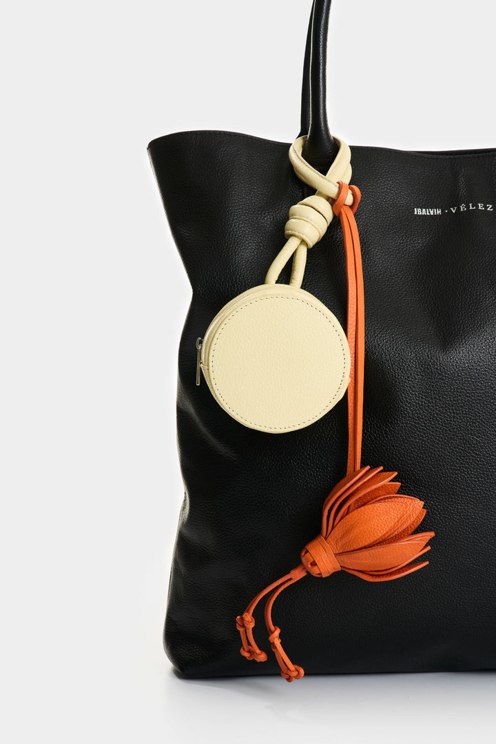 LEATHER FLOWERS TOTE BAG