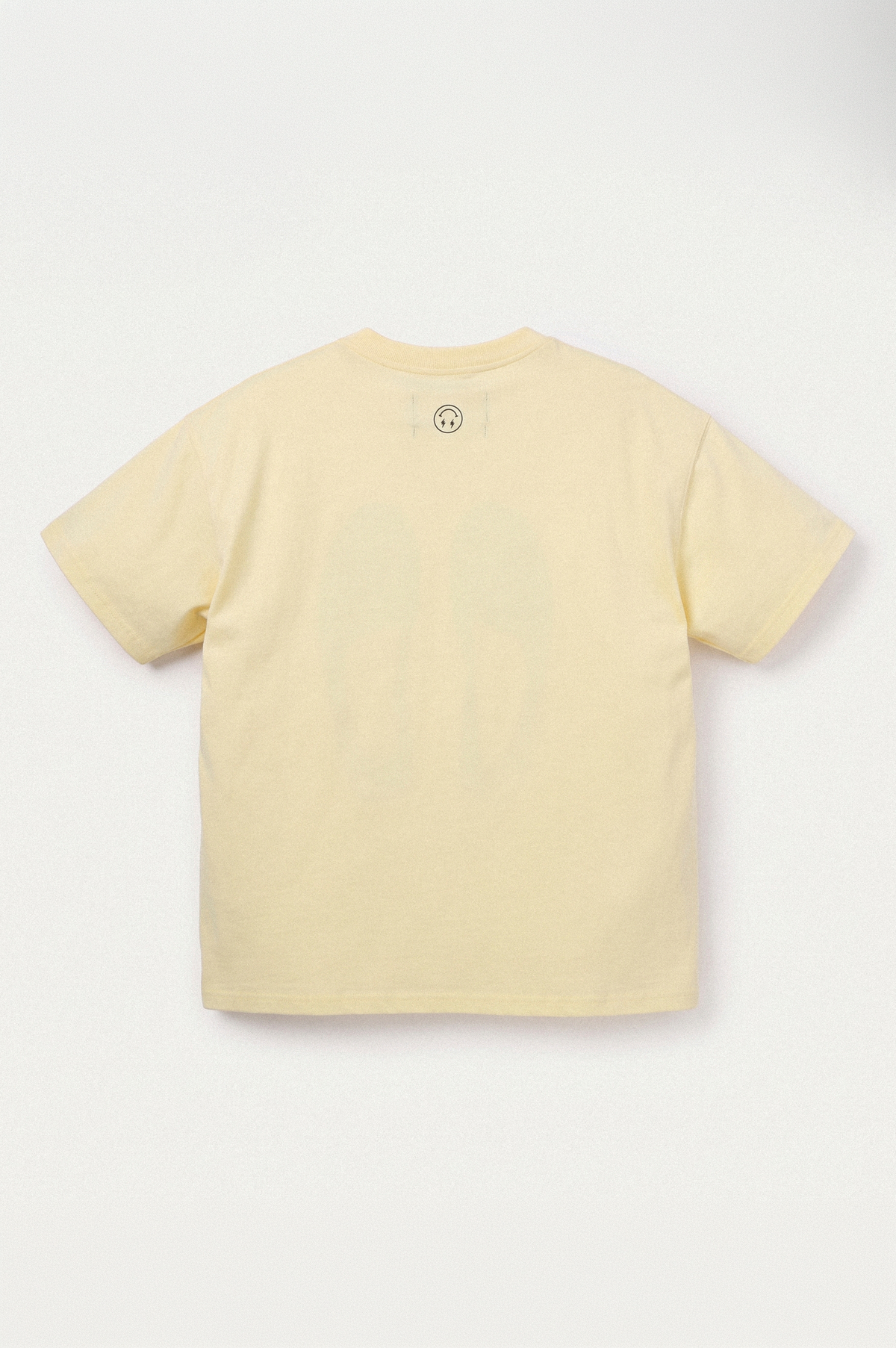 J BALVIN J4 SNEAKER PRINT TEE YELLOW