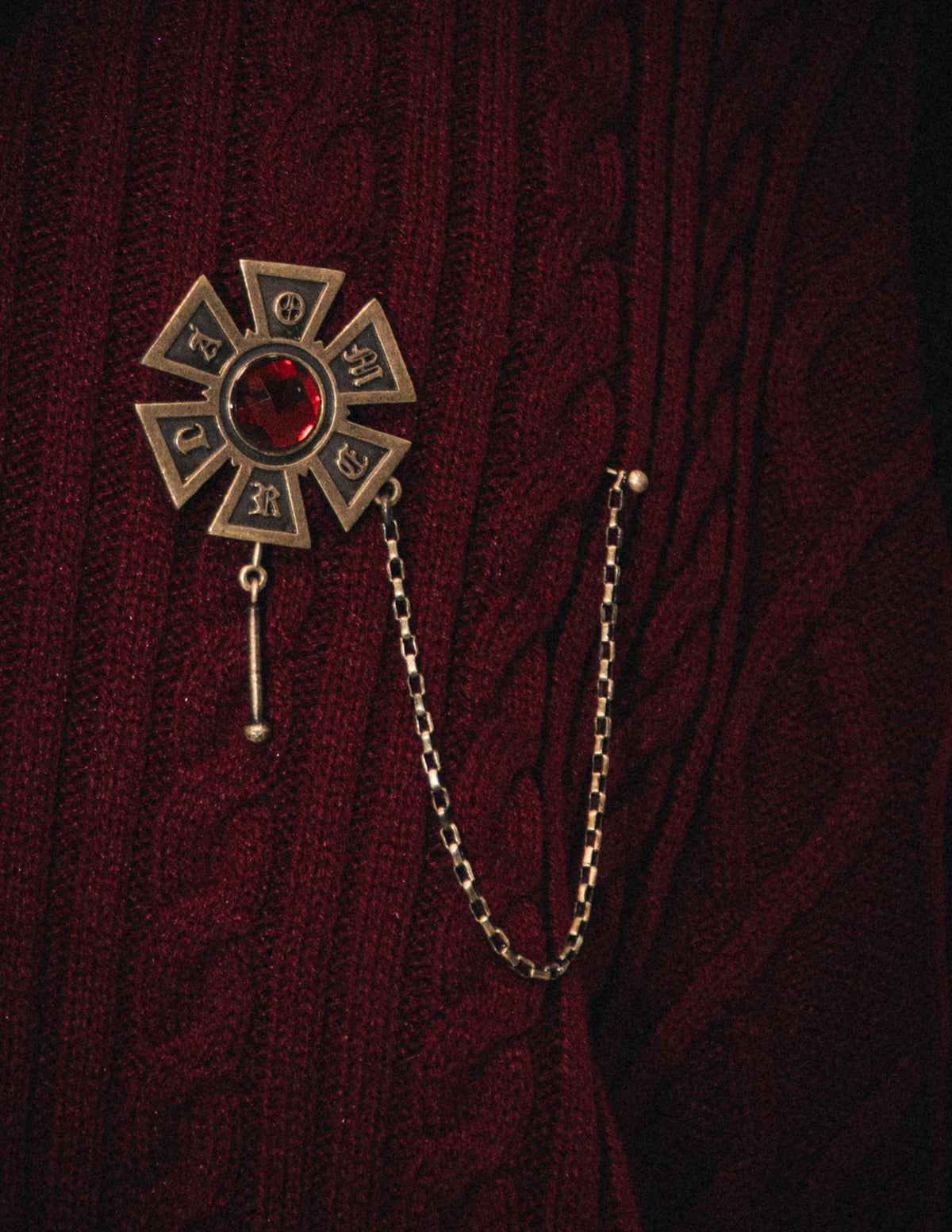 OMERTA BROOCH