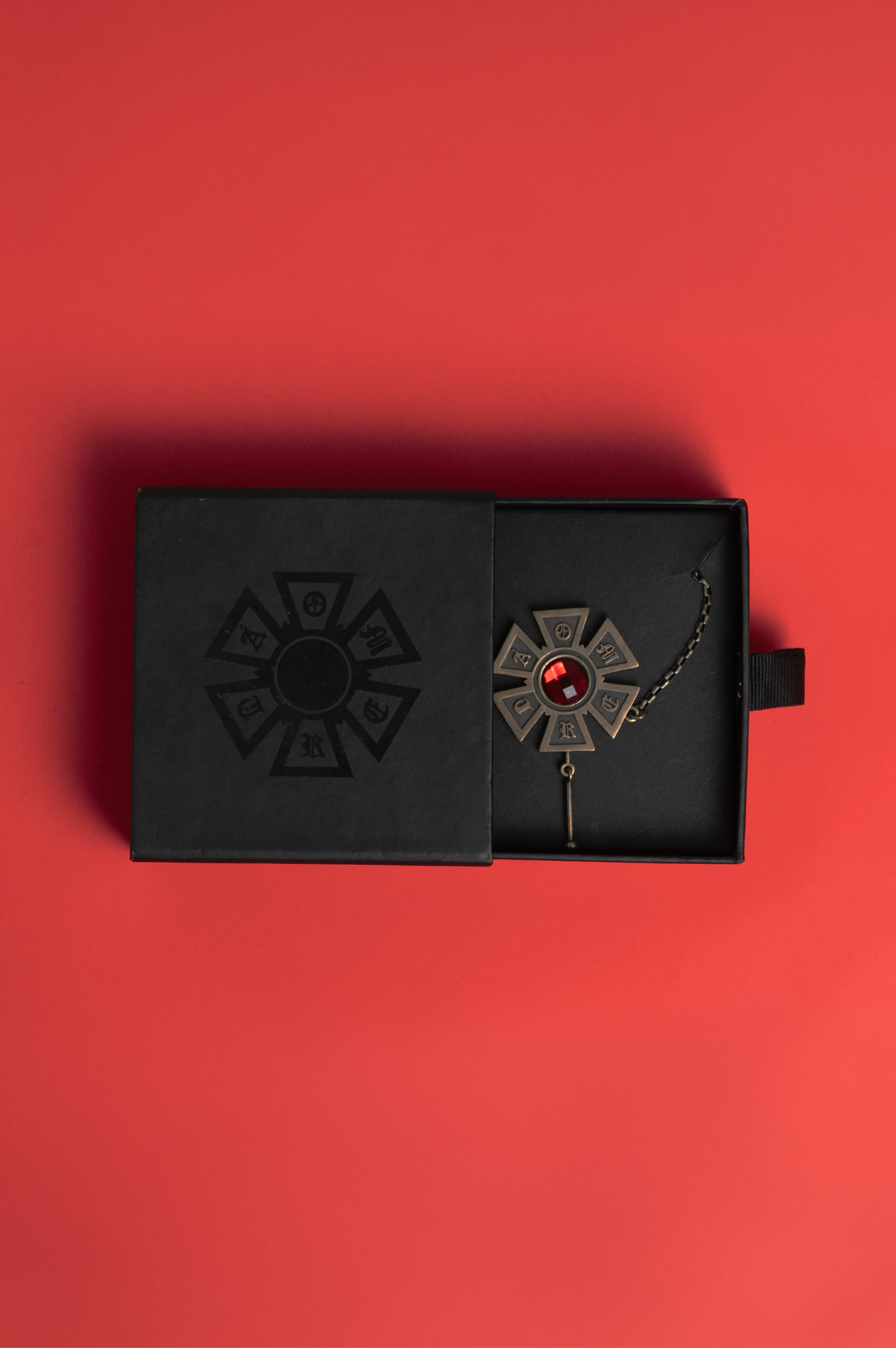 OMERTA BROOCH