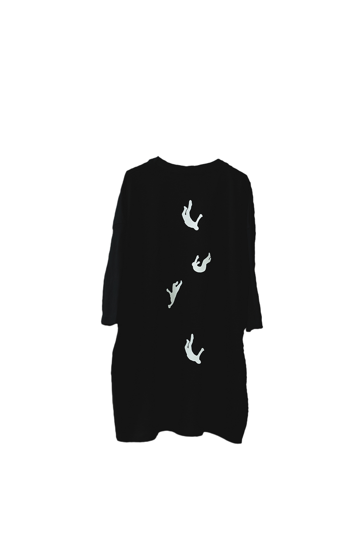 ABDUCTION TEE