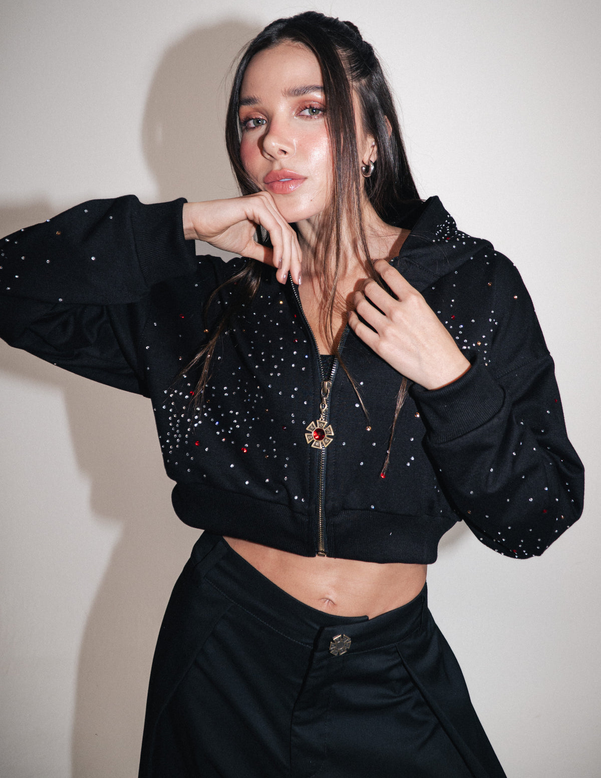 OMERTA BLACK CROP HOODIE
