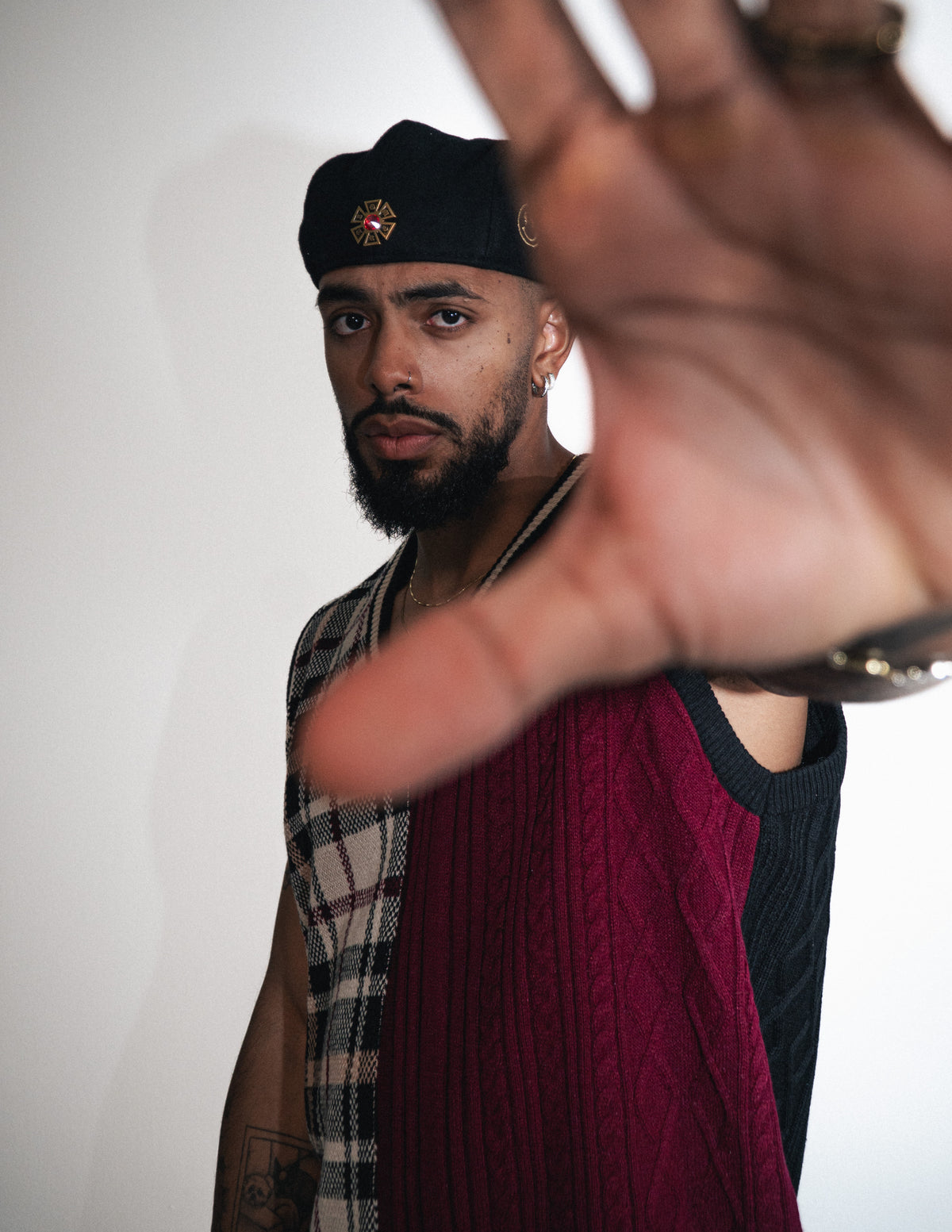 OMERTA KNITTED VEST