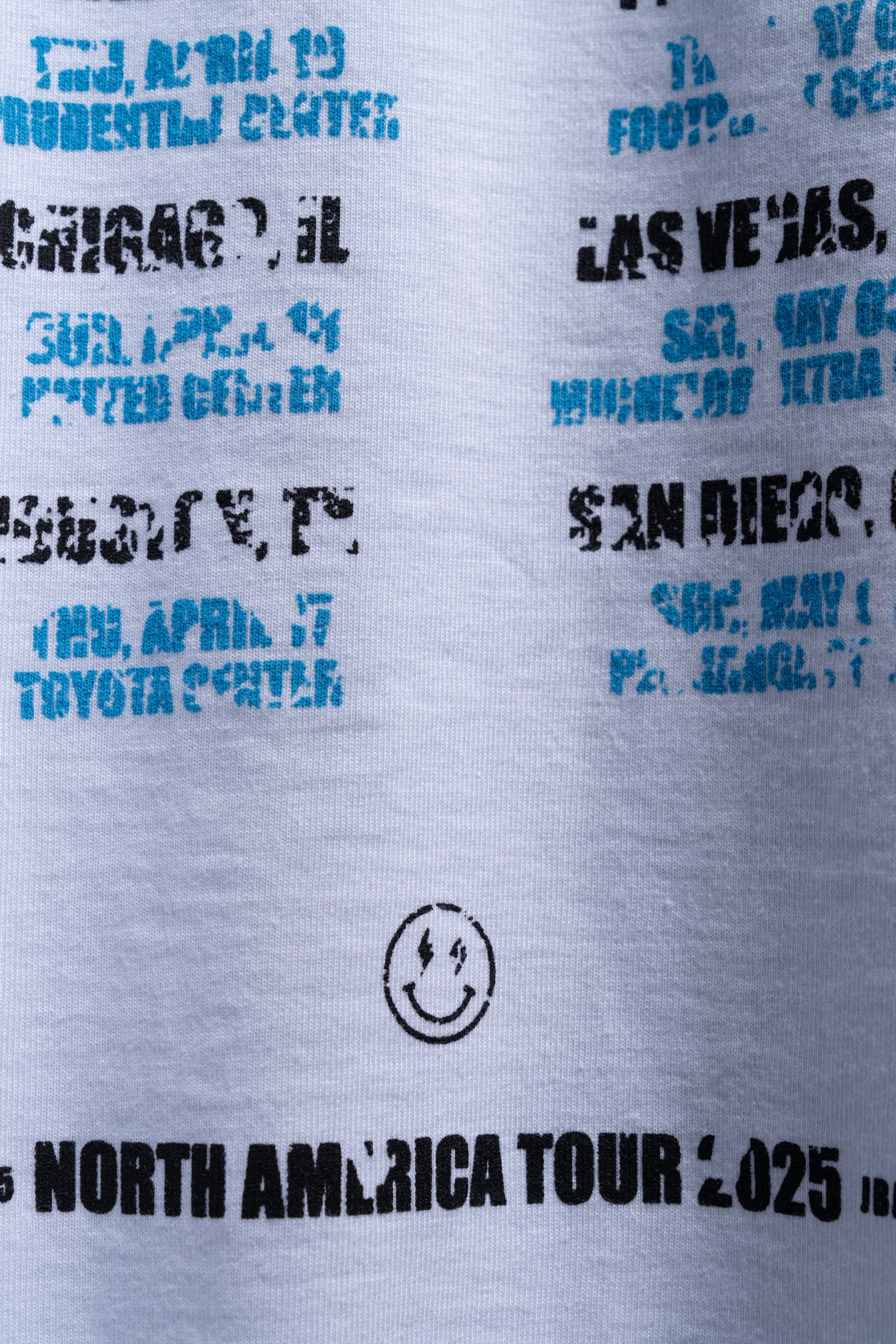 J Balvin Shop | RAYO TOUR WHITE T-SHIRT