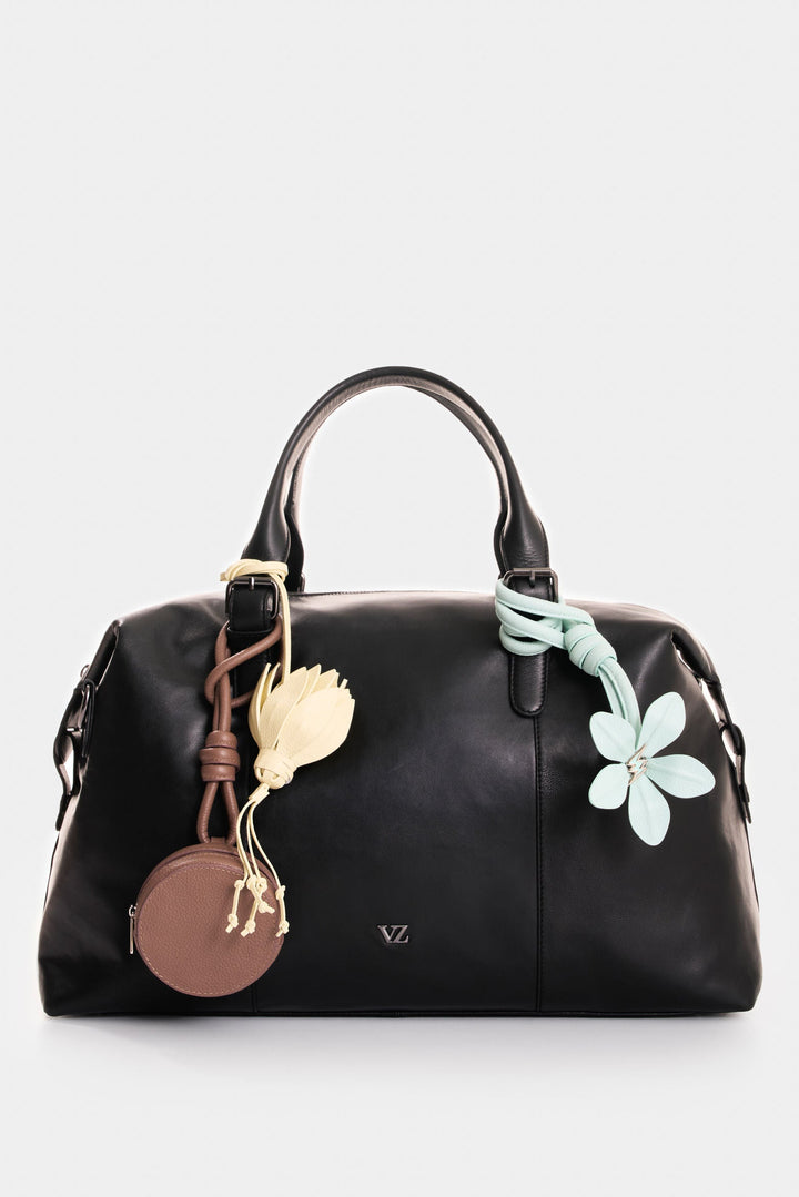 BOWLING FLOWERS IN BLACK LEATHER