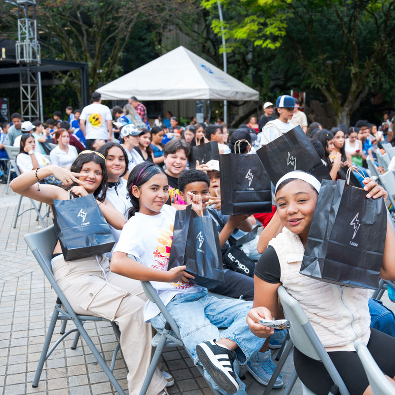 ESCUELAS COMUNITARIAS