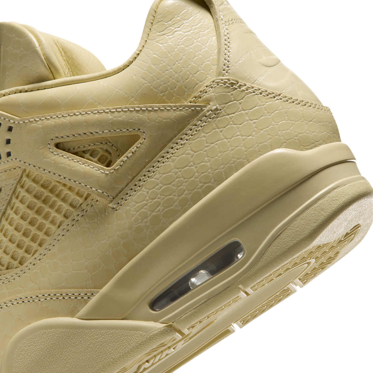 Air Jordan 4 Retro x J Balvin: Amazonas