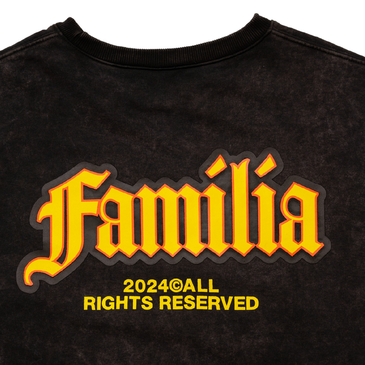 J BALVIN X CHEETOS LA FAMILIA CREWNECK BLACK